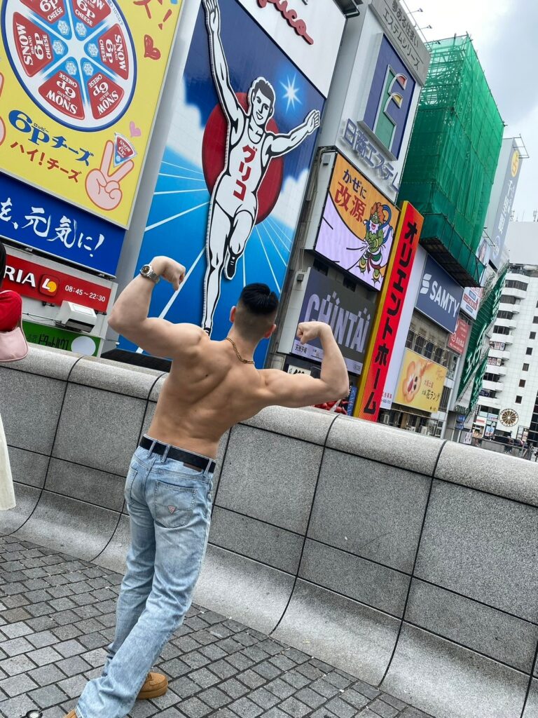 ケイスケ（マッスルバー福岡）