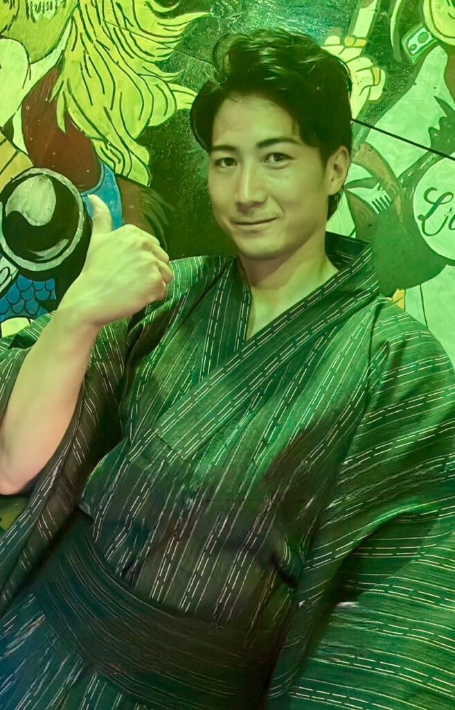 リョウ（マッスルバー福岡）