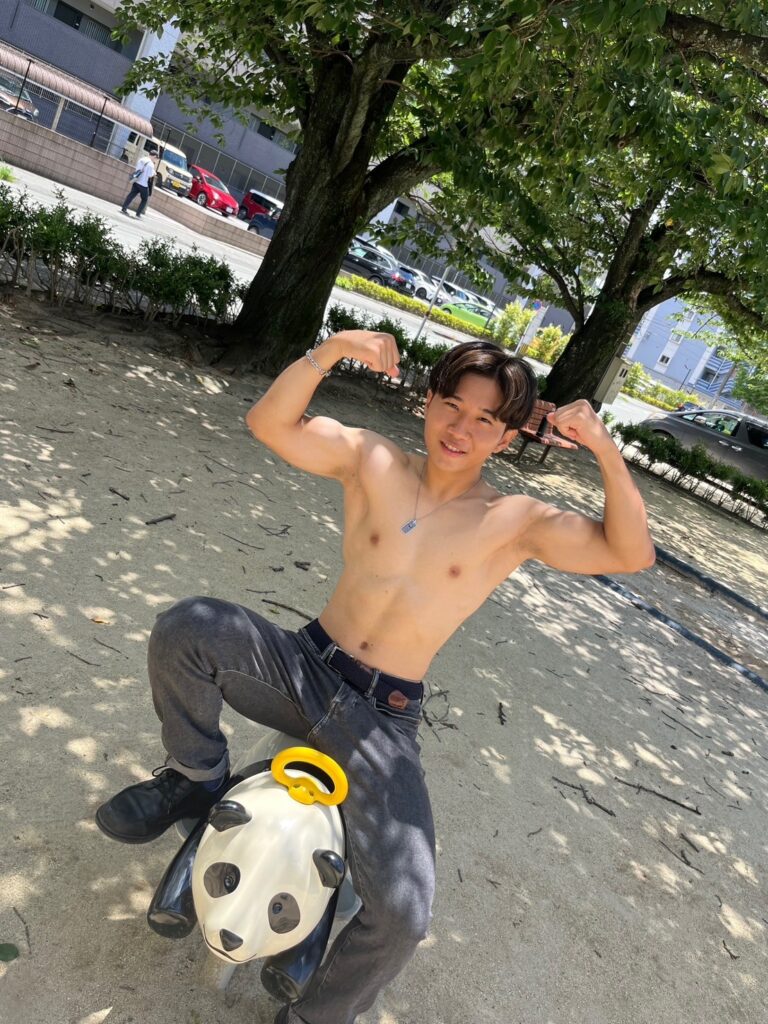 トモ（マッスルバー熊本）